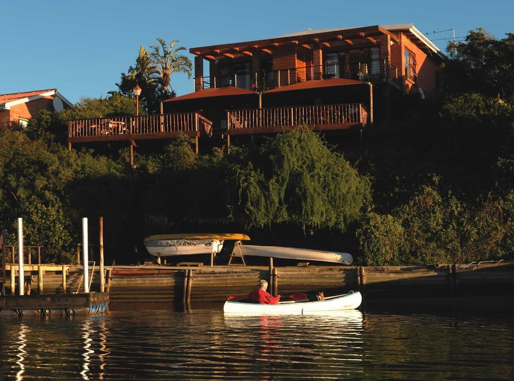 Dungbeetle River Lodge Колчестър Екстериор снимка