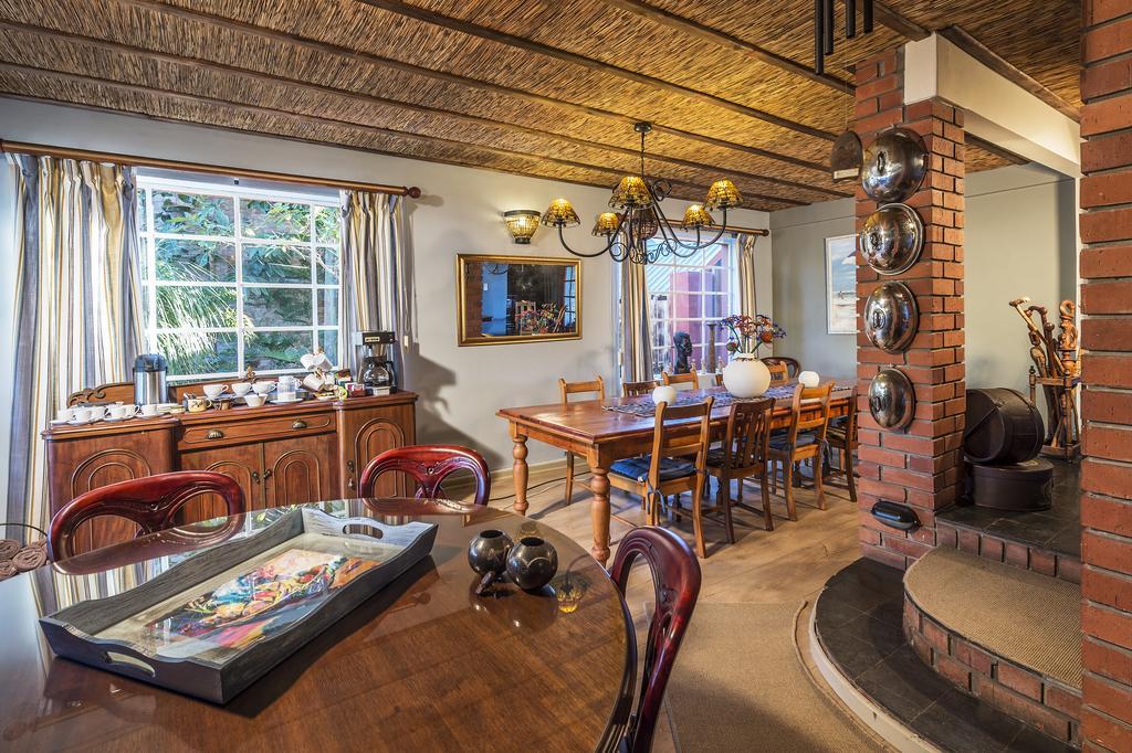 Dungbeetle River Lodge Колчестър Екстериор снимка