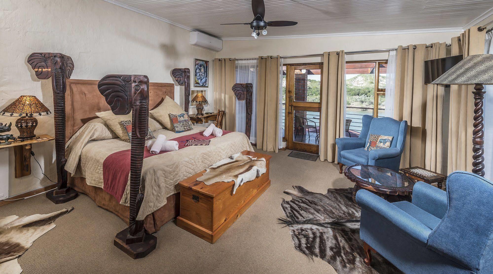 Dungbeetle River Lodge Колчестър Екстериор снимка
