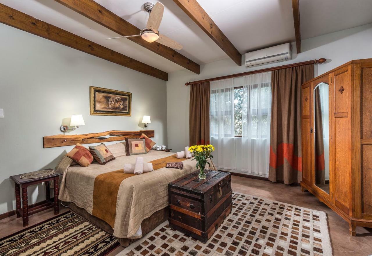 Dungbeetle River Lodge Колчестър Екстериор снимка